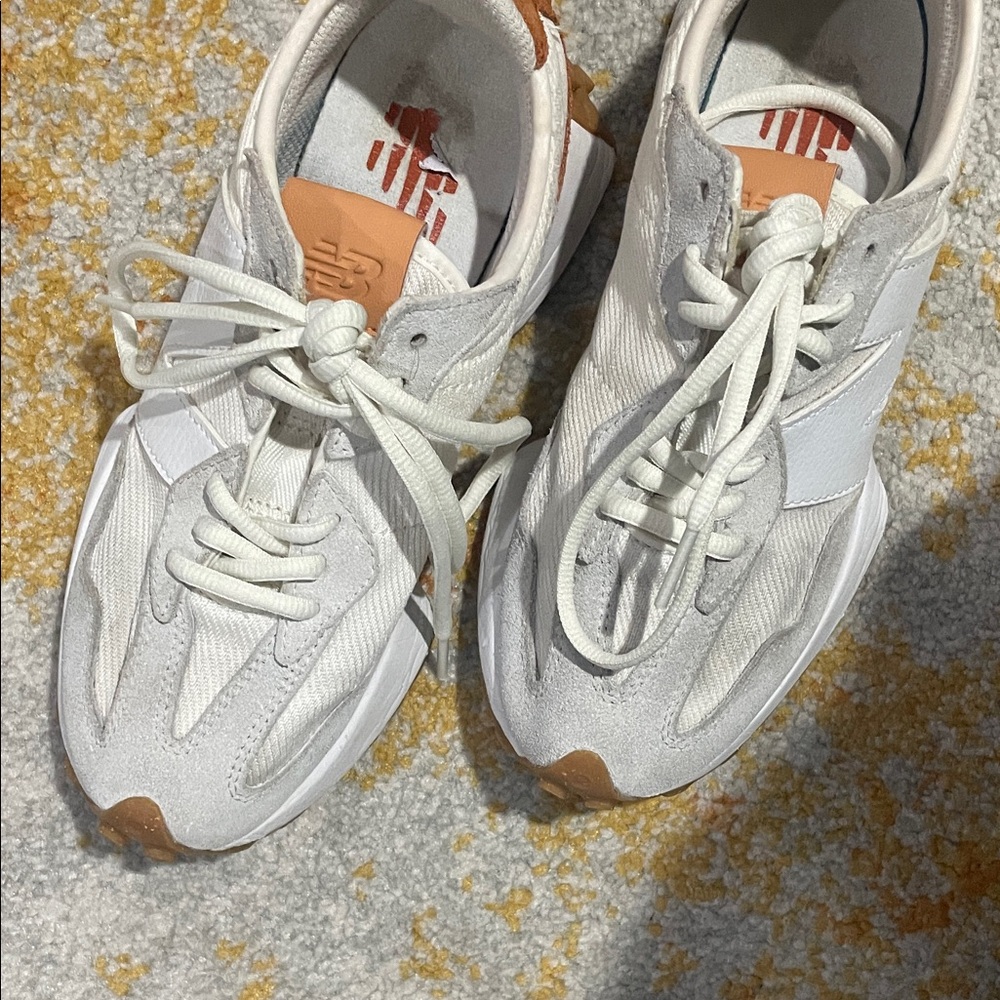 New Balance sneakers - Picture 4 of 4